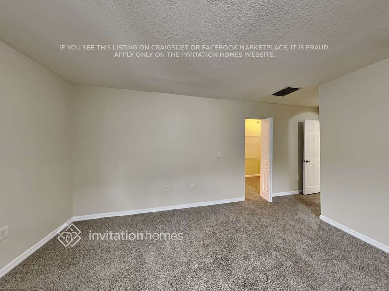 3746 Nw 201st Ter - Photo 6 of 19