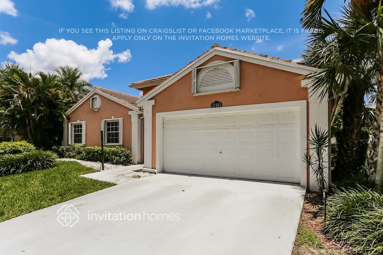 576 Nw 48th Ave - Photo 2 of 21