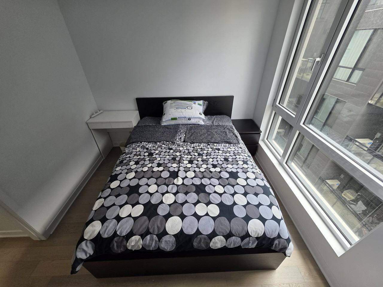 1160 Rue Mackay #1601 - Photo 7 of 23