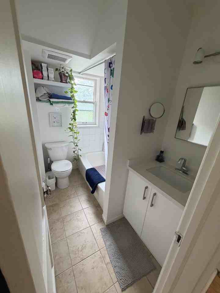 111 Howland Avenue #6 - Photo 7 of 12
