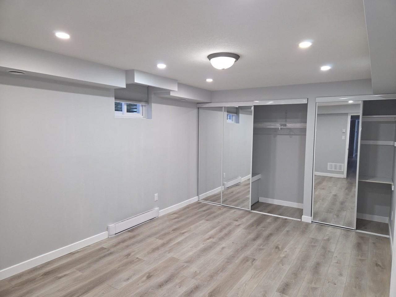 7 Bristow Court #B - Photo 3 of 12