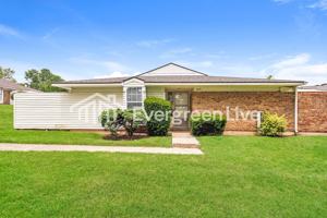 featured image of 5835 Troy Villa Blvd
