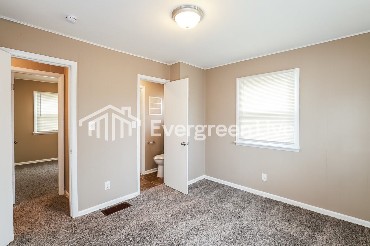1329 Cheyenne St - Photo 6 of 15
