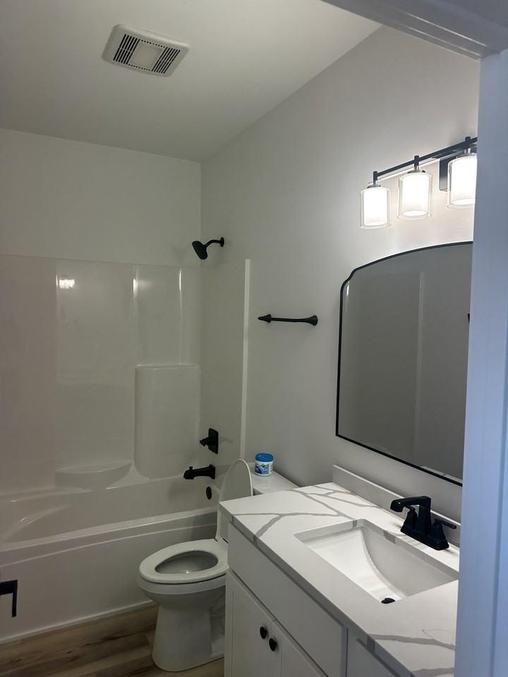 387 S Madison St #387 - Photo 2 of 15