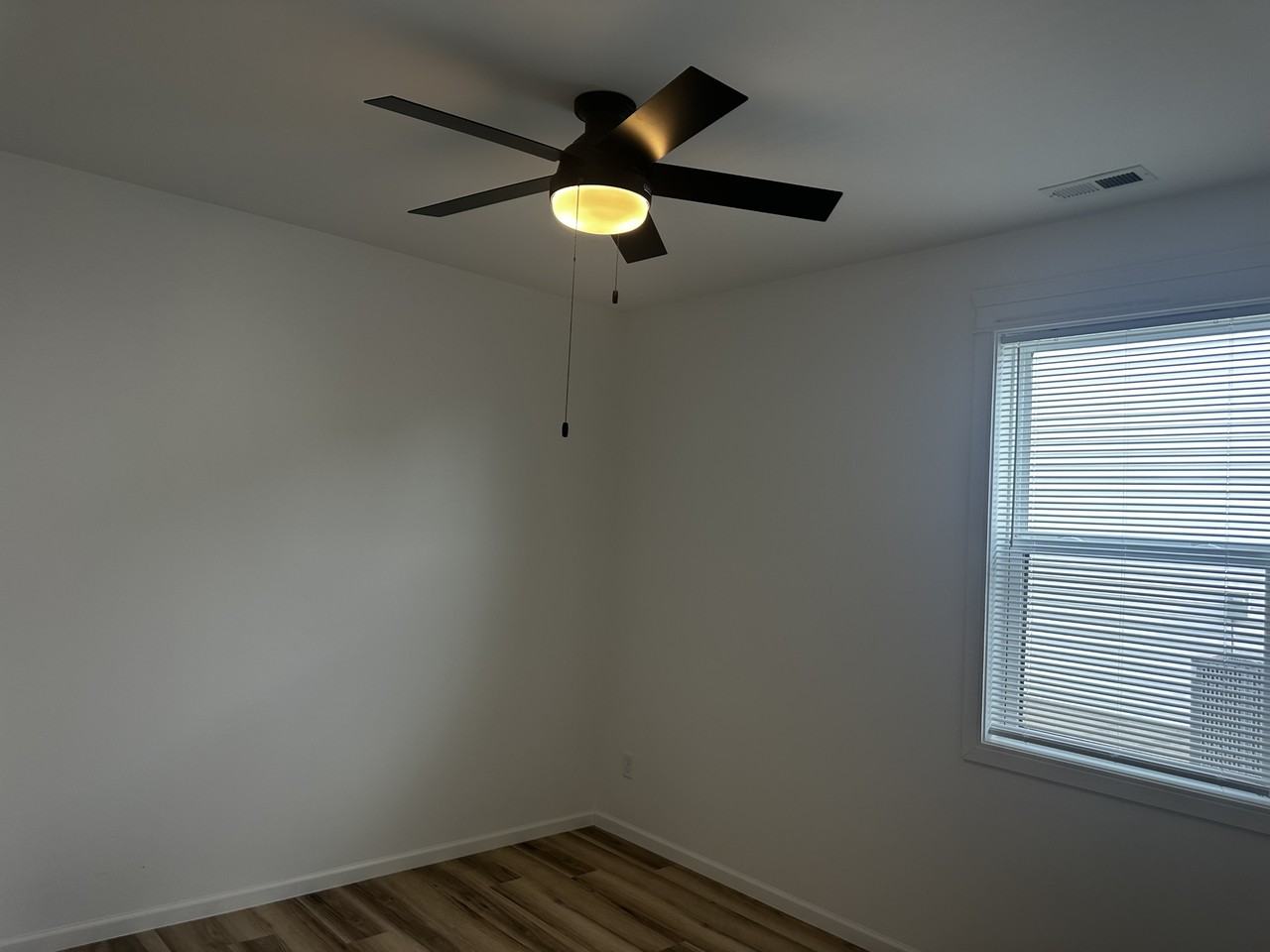 387 S Madison St #387 - Photo 6 of 15