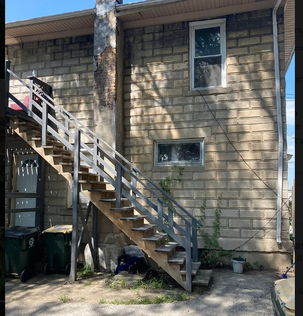949 E New York St #2B - Photo 2 of 3