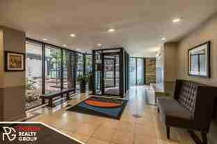 6725 N Sheridan Rd - Photo 1 of 1