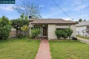 featured image of 6719 Eastlawn St