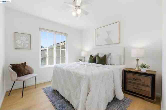 2446 Bing Pl - Photo 4 of 25