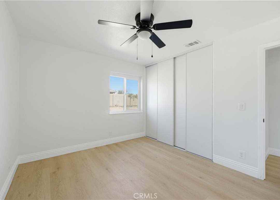 14780 Olive St - Photo 3 of 17