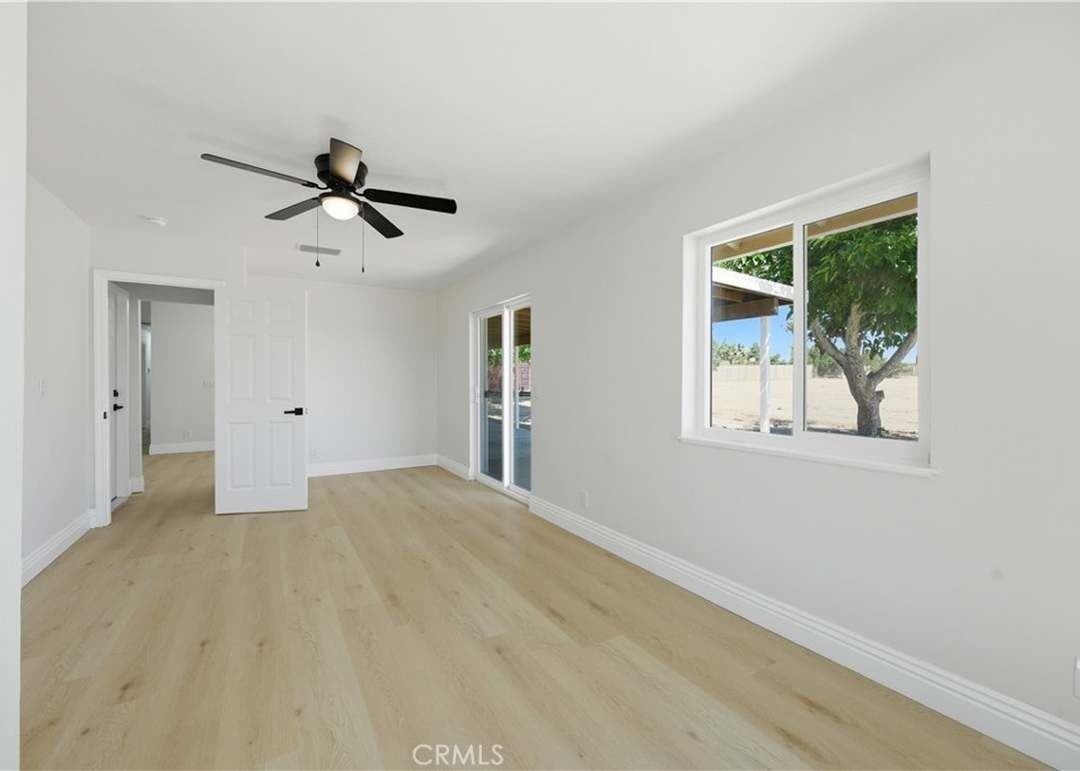 14780 Olive St - Photo 6 of 17