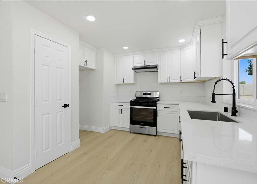 14780 Olive St - Photo 7 of 17