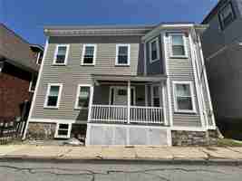 featured image of 34 Brewer St ##1