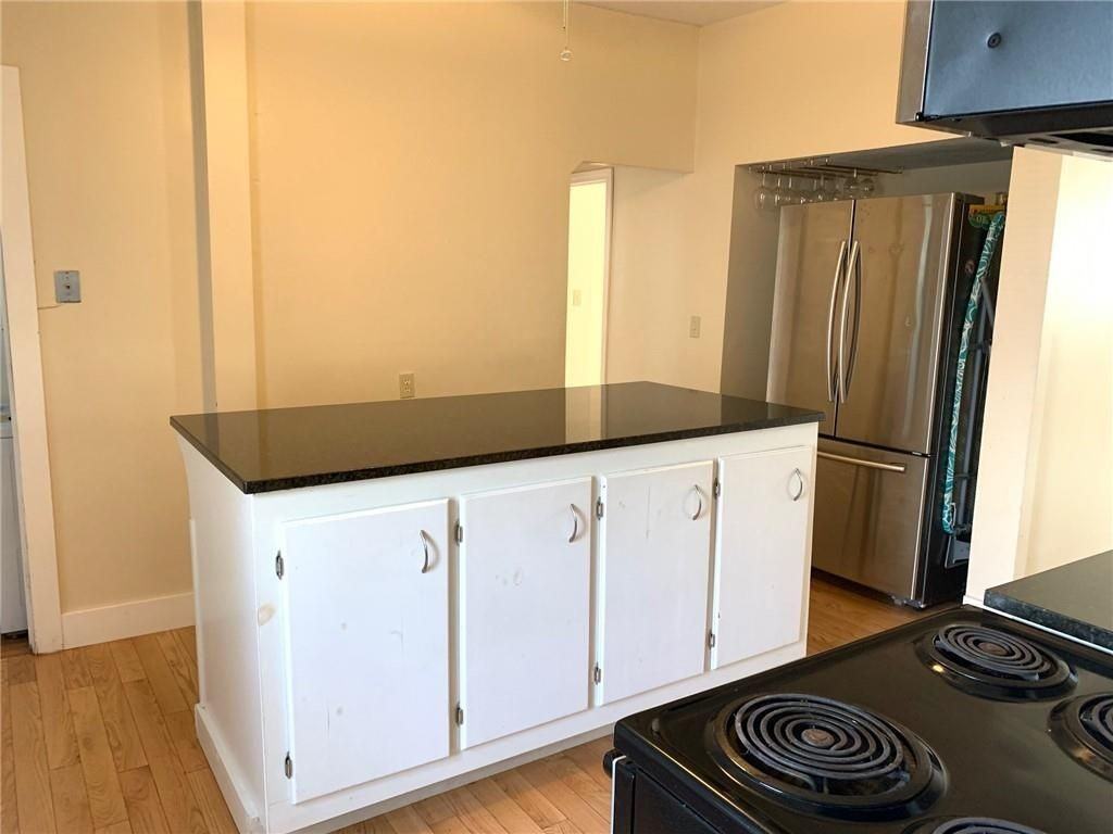 34 Brewer St ##1 - Photo 6 of 19
