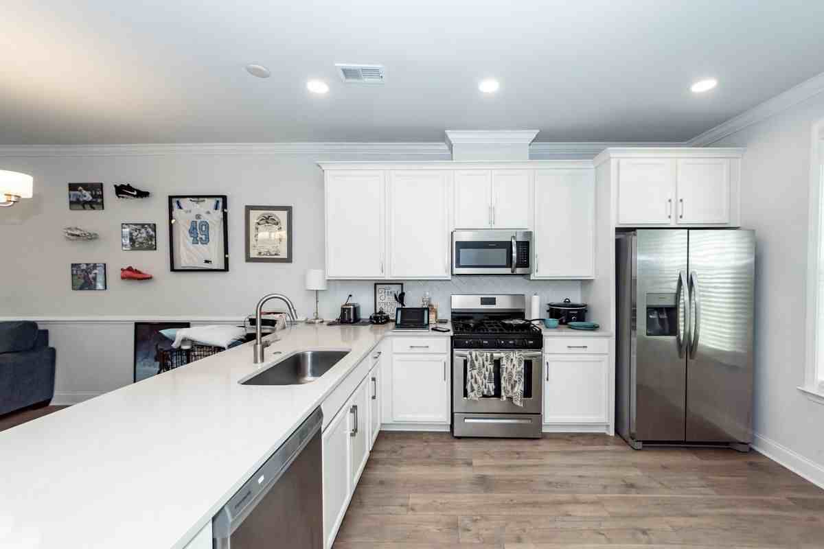 531 Green Fern Dr - Photo 3 of 23