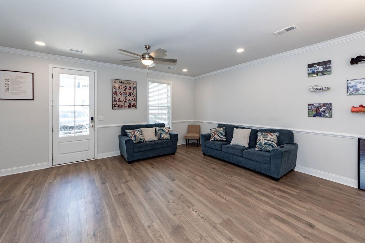 531 Green Fern Dr - Photo 4 of 23