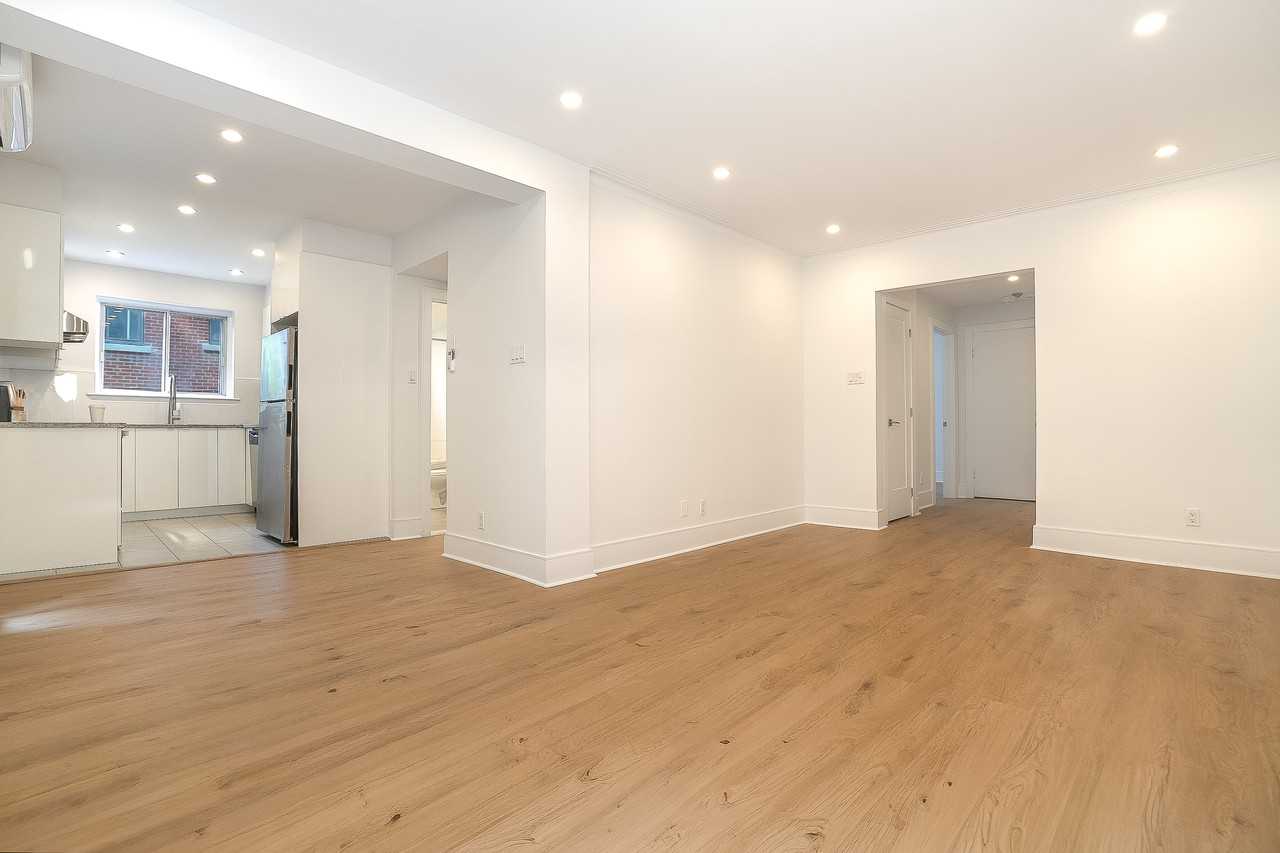 2120 Av Van Horne — photo 3