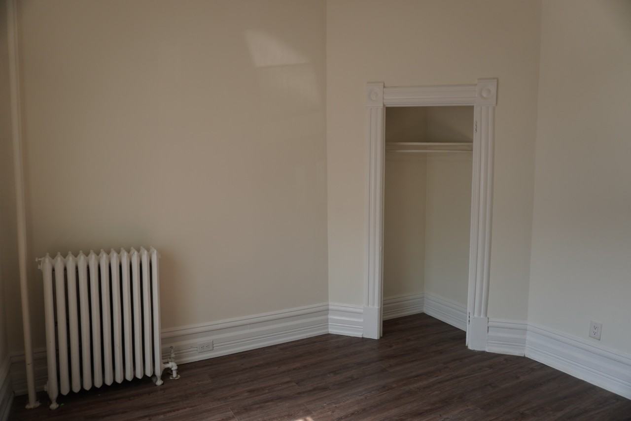 455 Besserer Street - Photo 7 of 8