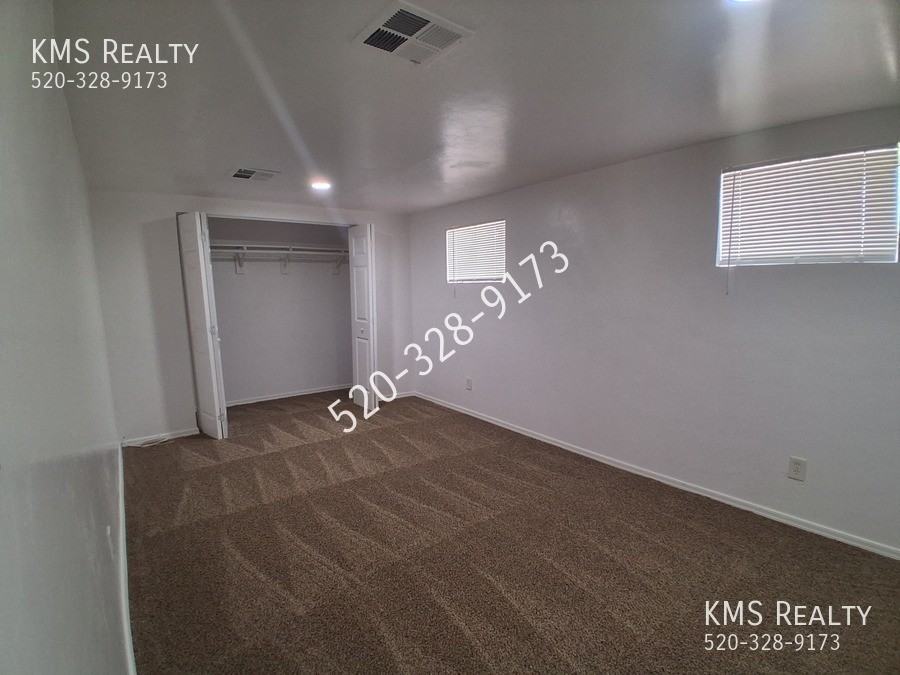 3536 E Blacklidge Dr #3 - Photo 7 of 11