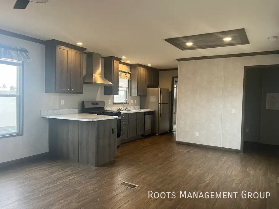 J5 Meadows Ct #J5 - Photo 6 of 27