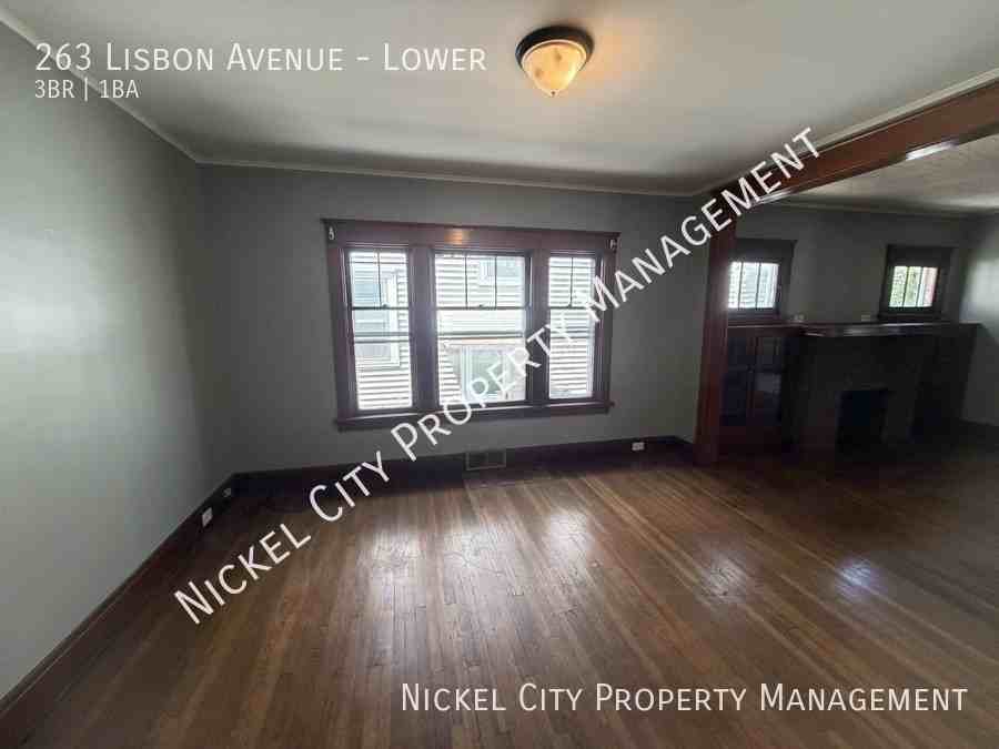 263 Lisbon Ave - Photo 5 of 13