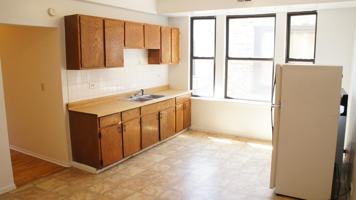 featured image of 2319 N Kedzie Blvd #2R