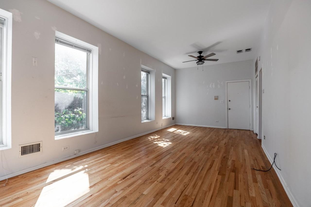 2732 W Chicago Ave #1R - Photo 6 of 20