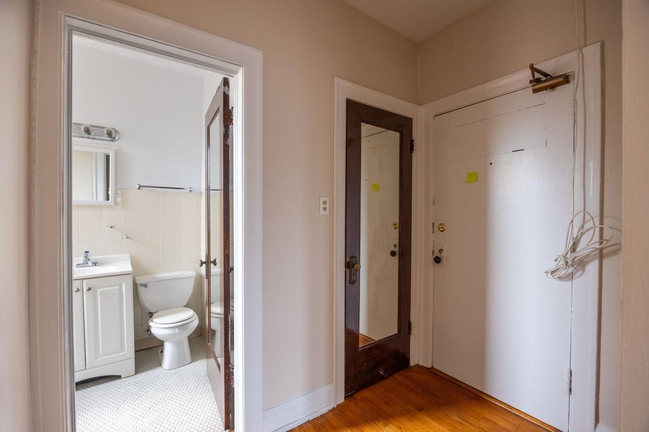 1145 W Morse Ave #310 - Photo 6 of 12