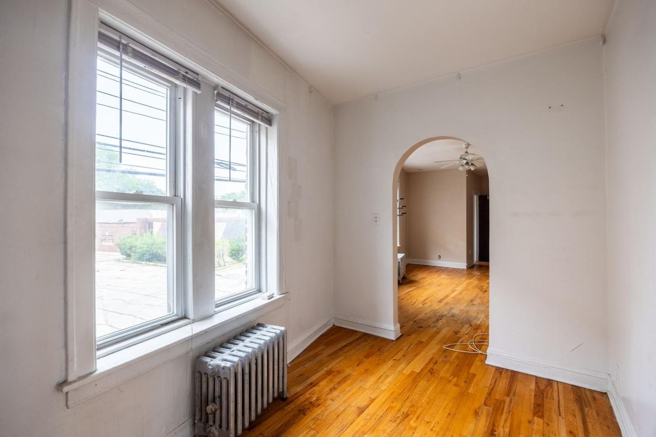 1145 W Morse Ave #105 - Photo 4 of 10