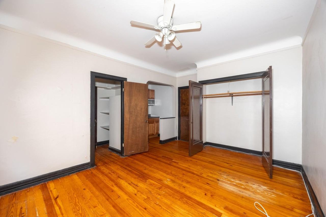 948 W Cuyler Ave #108 - Photo 5 of 14