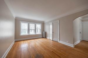 featured image of 1920 W Morse Ave #3S