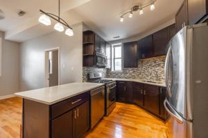 featured image of 2124 N Milwaukee Ave #3R
