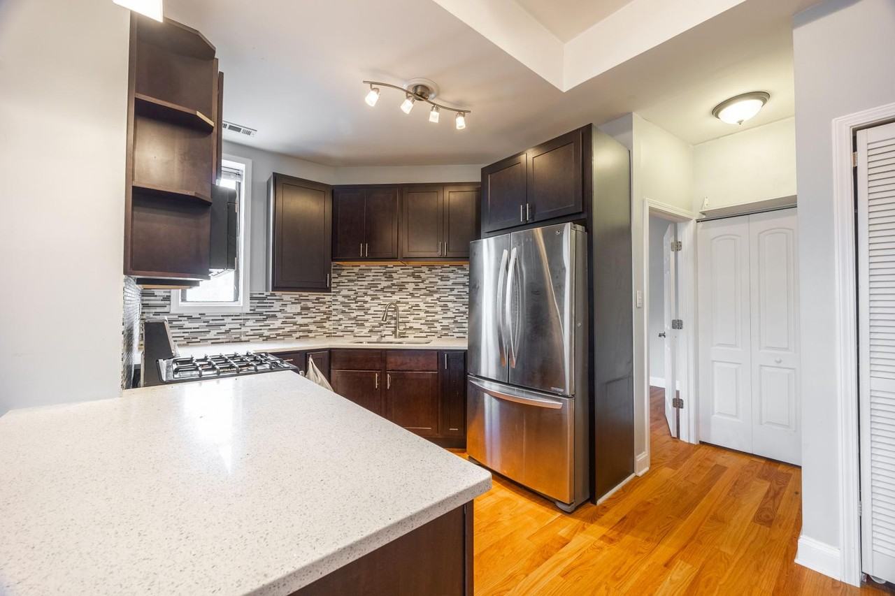 2124 N Milwaukee Ave #3R - Photo 2 of 14