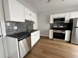 featured image of 4393 N Elston Ave #5