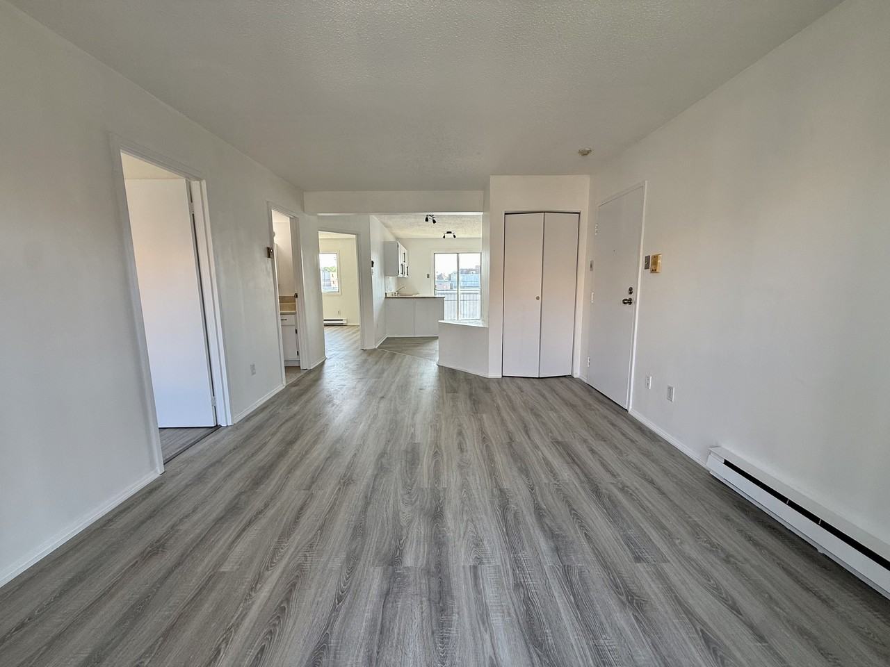 3016 Boulevard Tessier #3016 - Photo 4 of 19
