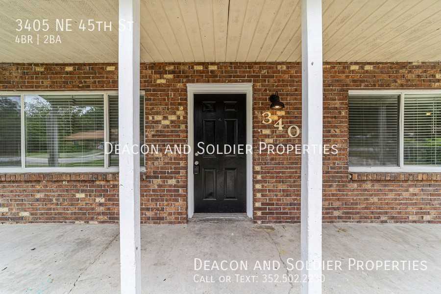 3405 Ne 45th St - Photo 2 of 29