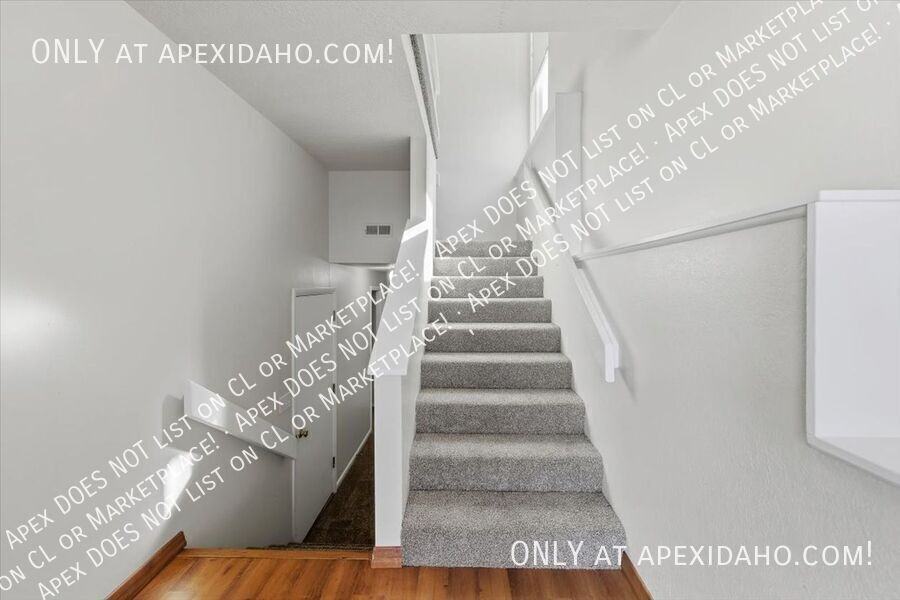 4870 N Wildrye Dr - Photo 4 of 33