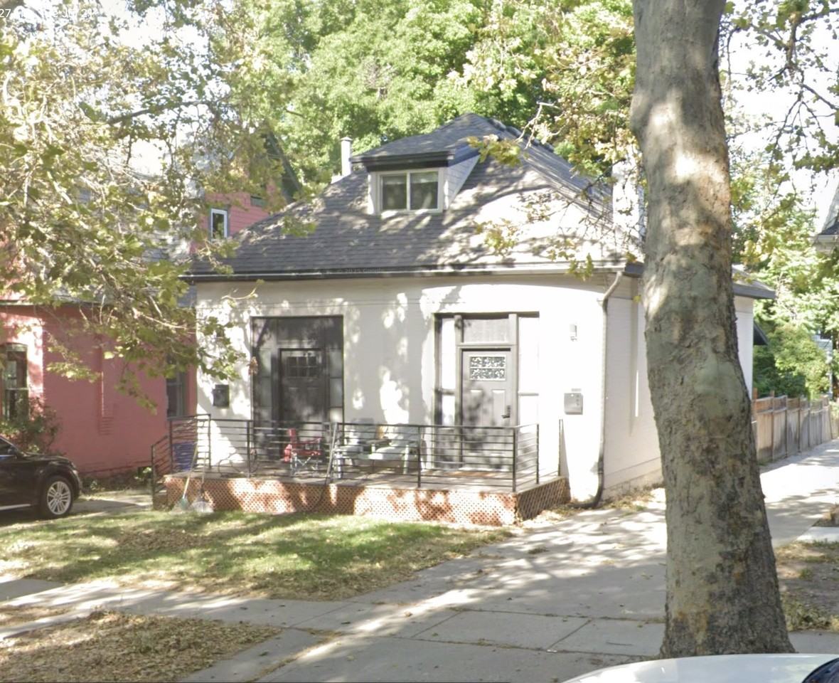 136 S Mcclelland St #2 - Photo 2 of 2