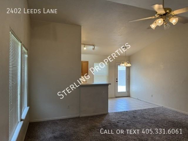 2402 Leeds Ln - Photo 4 of 34