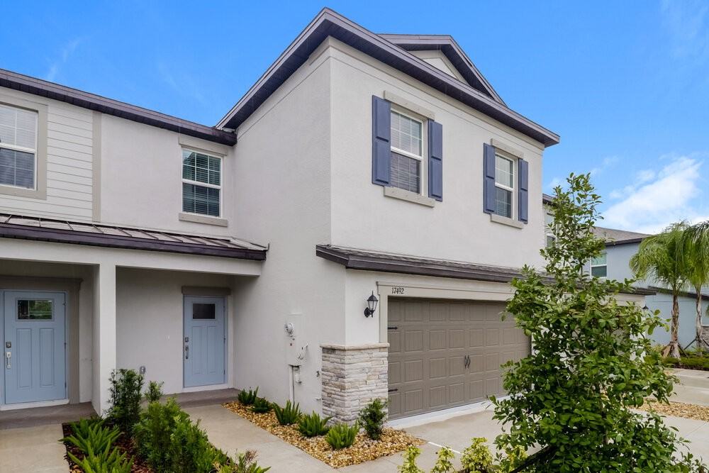 17492 Radiant Shine Way - Photo 4 of 20
