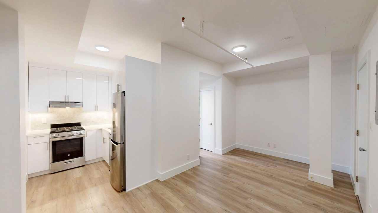 720 Jones St #3C - Photo 2 of 10