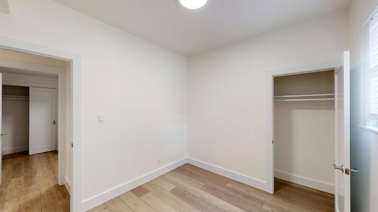 720 Jones St #3C - Photo 7 of 10