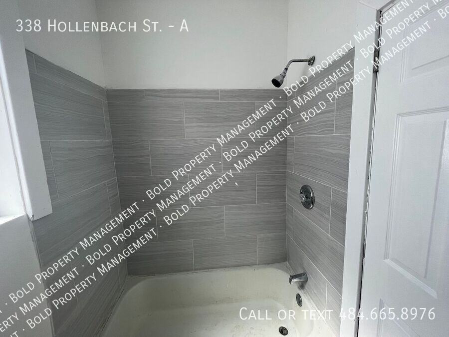 338 Hollenbach St #A - Photo 3 of 6