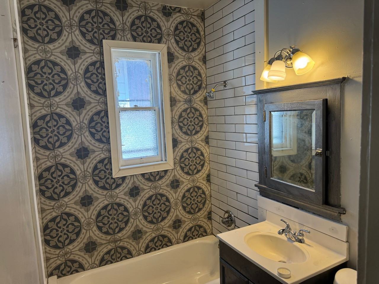 2564 N 15th St - Photo 2 of 5