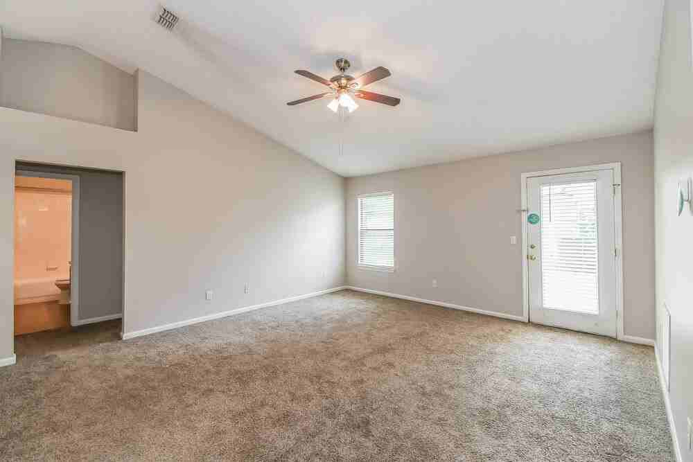 4323 Hanging Moss Dr - Photo 3 of 19