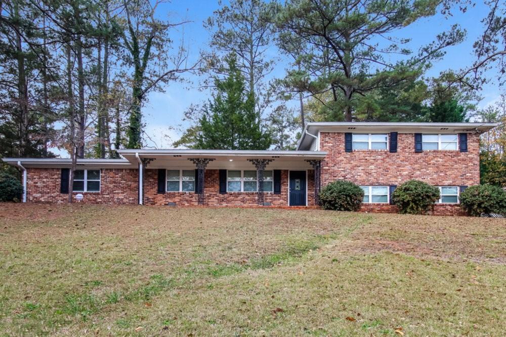 2753 Rainbow Forest Dr