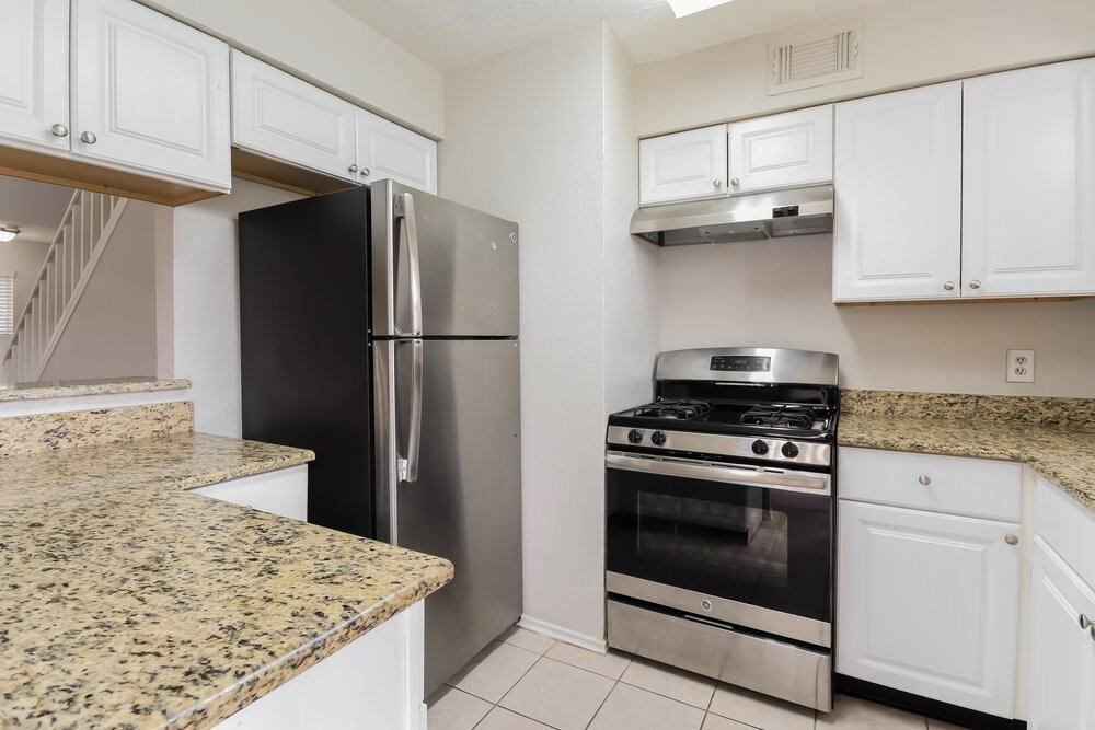 16111 Rosenridge Dr - Photo 7 of 22