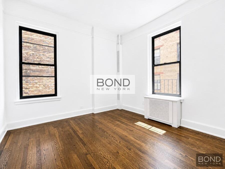 106 E 81st St #C - Photo 6 of 7