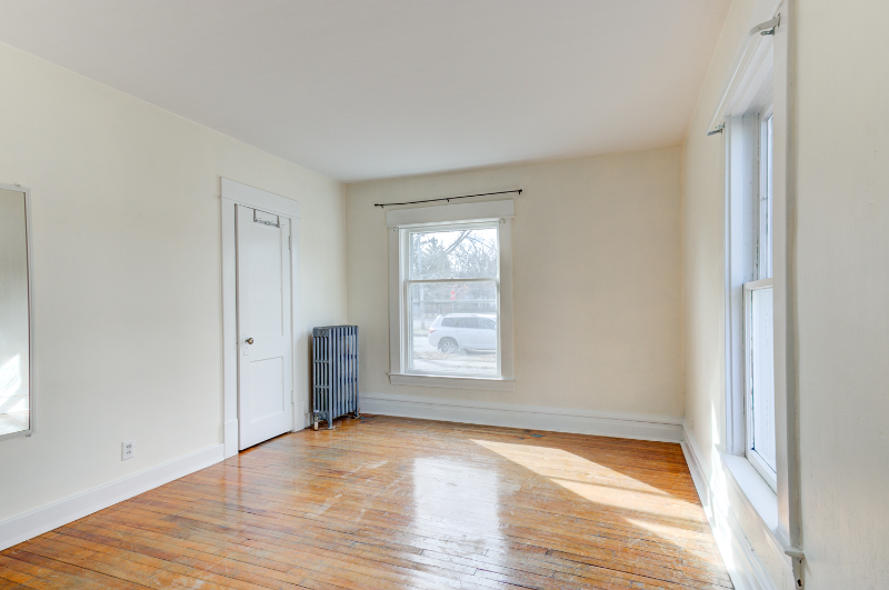 302 W 15th St #1 - Photo 5 of 15