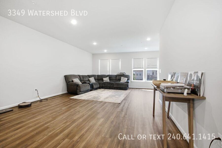 3349 Watershed Blvd - Photo 3 of 23